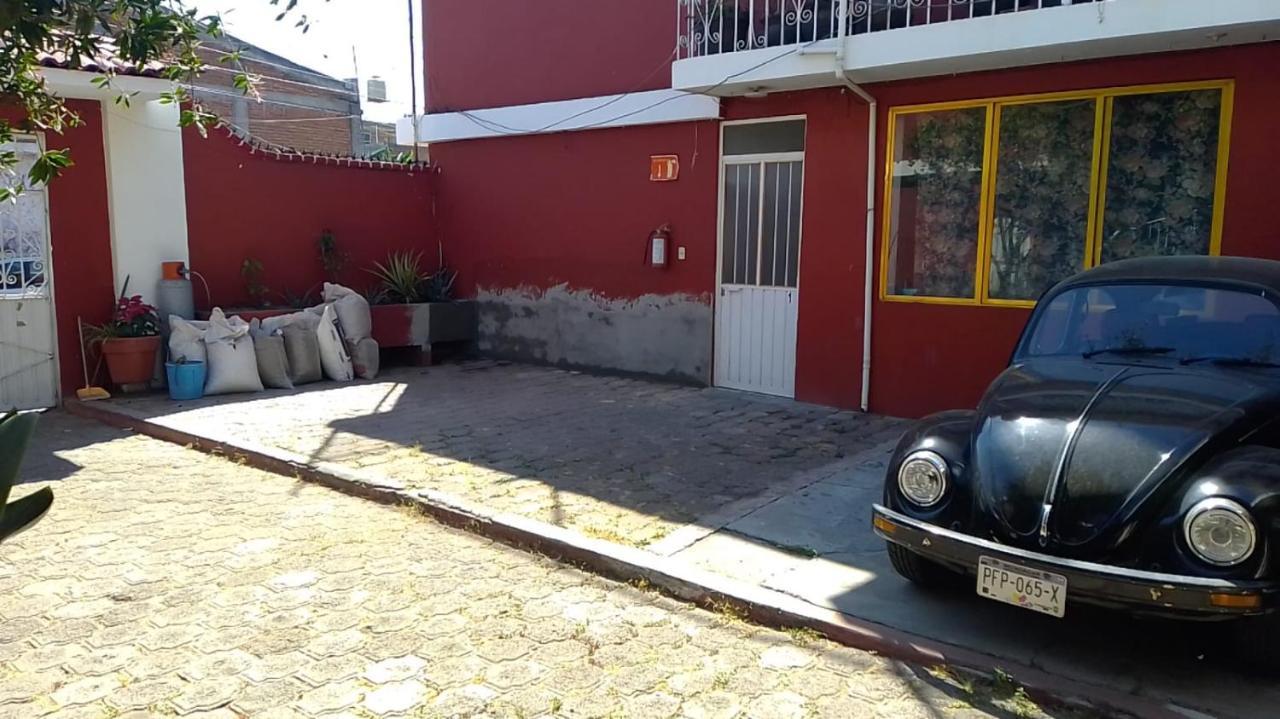 Departamentos Amueblados Celia Apartamento